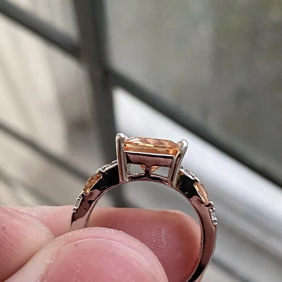 NIB Sterling silver and Morganite ring 💍 - Picture 7 of 9